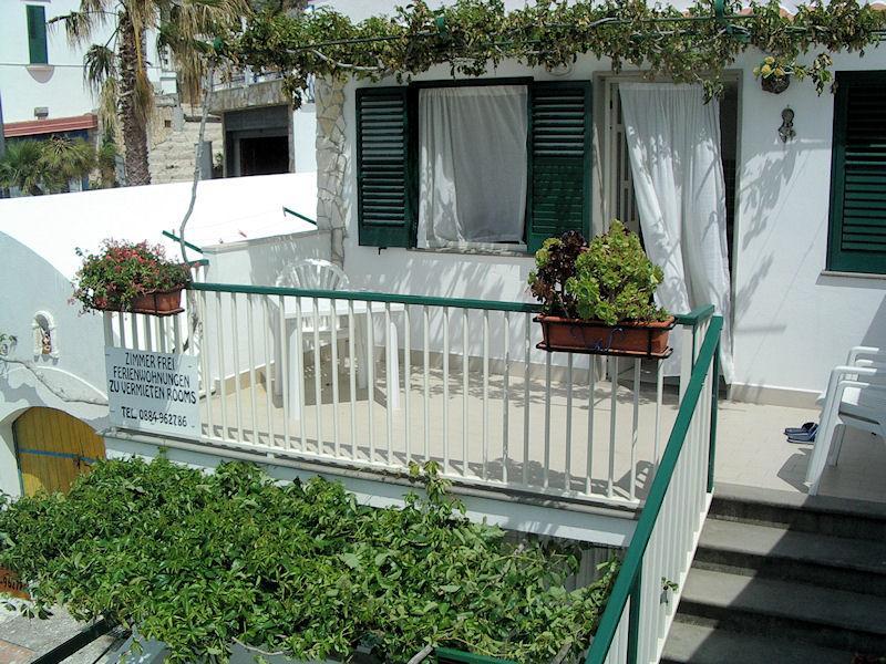 Blu Marine Casa A 10Mt Dalla Spiaggia Peschici Exteriör bild